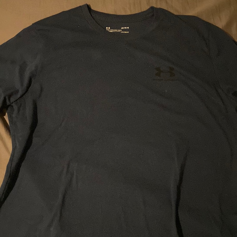 Under Amour Navy Large Shirt